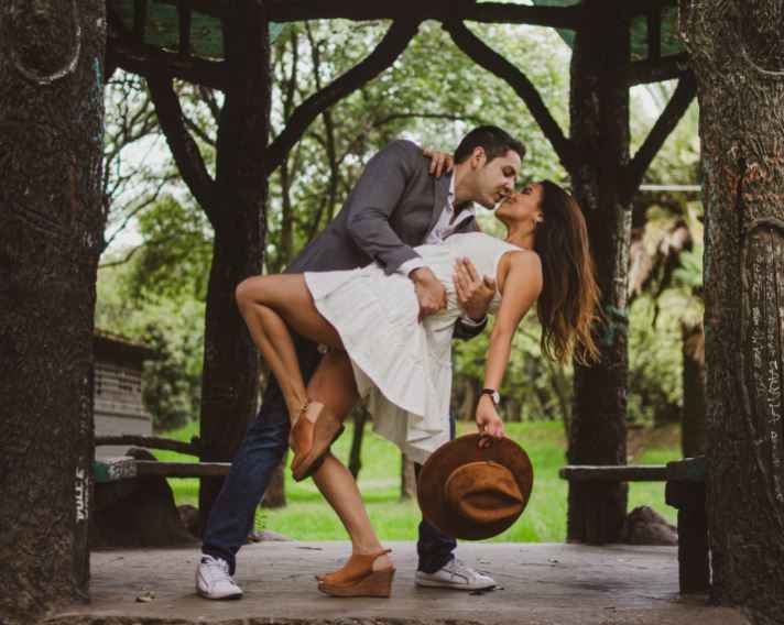 Reto con regalo: Sube una foto con tu pareja🎁 - 1