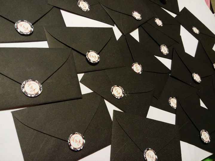 A 228 dias ,otro vestido,expo y sobres - 2