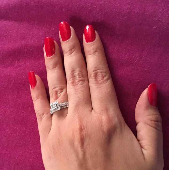 Presumaan sus bellos anillos!! - 1
