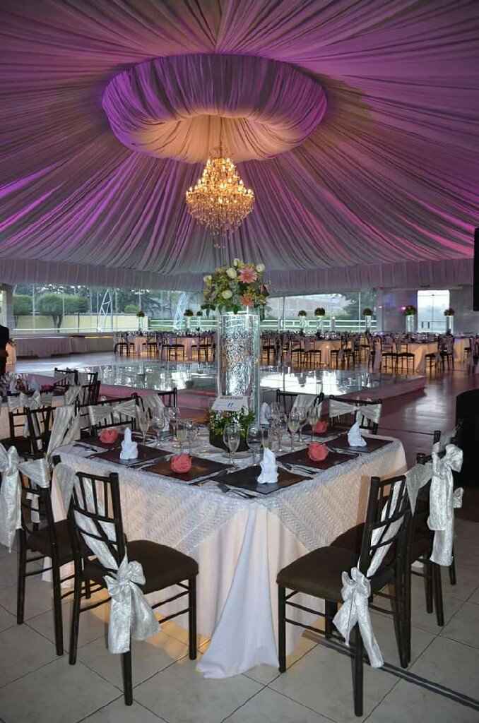 Montaje de mesas💜 - 1