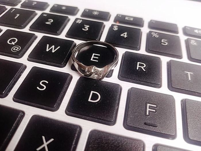 El anillo  💍 - 1