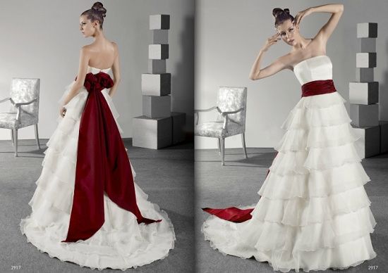 MOÑO EN EL VESTIDO