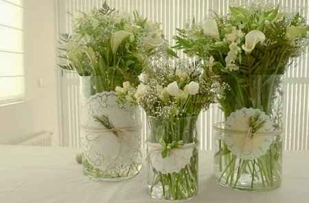 con blondas y flores