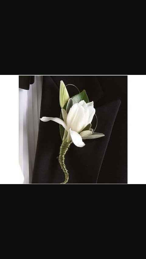 Blanco boutonniere para ellos - 3
