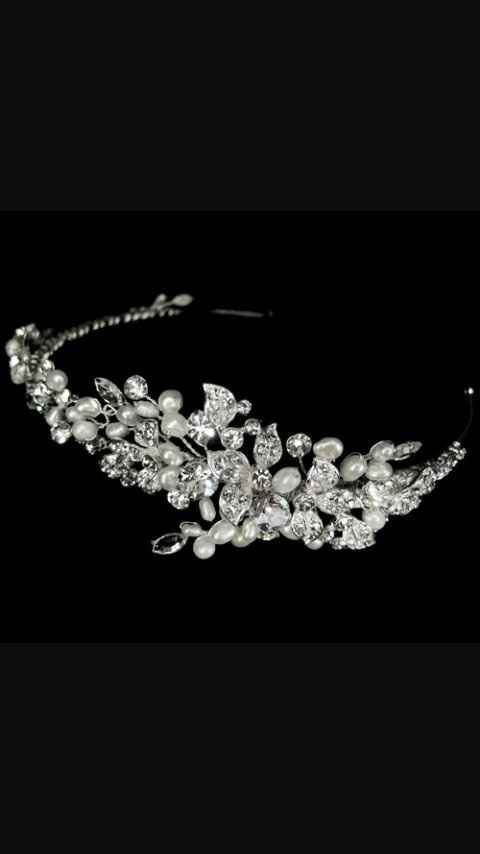 Tiara? - 3