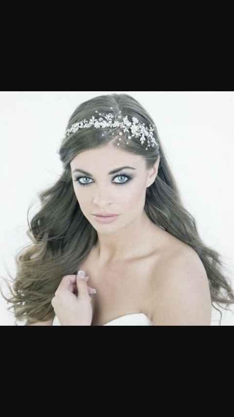 Tiara? - 6