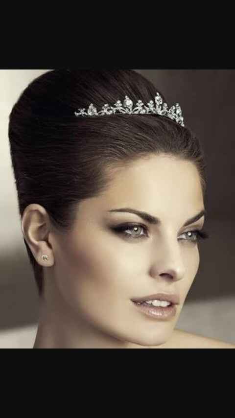 Tiara? - 16