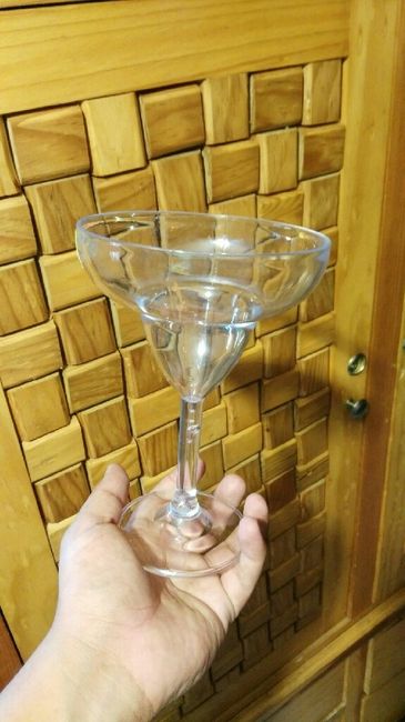 Tenemos burbujeros y cristales para mesa de postres - 9