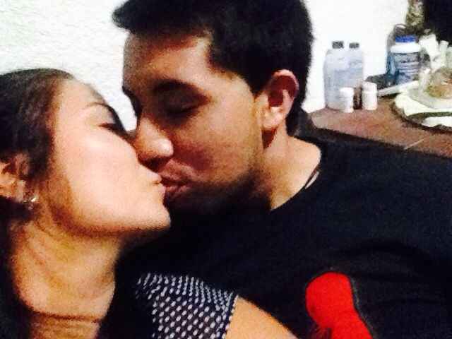 Fotos con sus prometidos!♥️ - 4