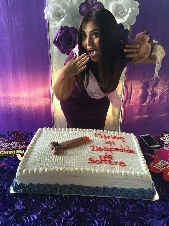 Ayer mi despedida de soltera. - 3