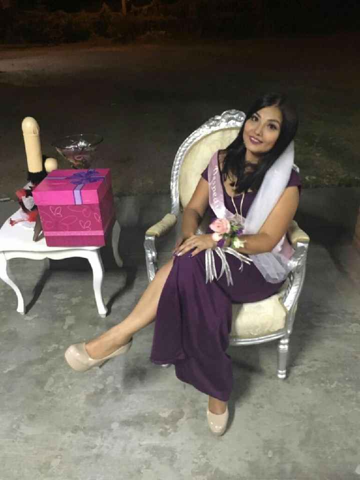 Ayer mi despedida de soltera. - 5