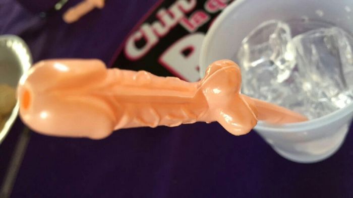 Ayer mi despedida de soltera. - 8