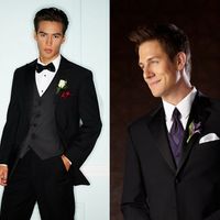 asi sera mi traje con chaleco y corbata morada