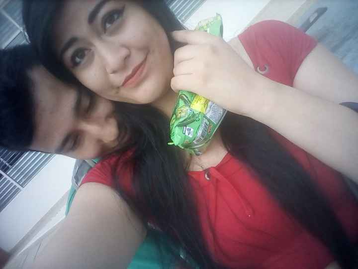 Cecy reta a los novios de la comu a publicar la prinera foto que tengan de novios ❤️ - 1