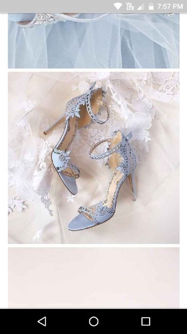 Baby blue en el calzado de la novia 💙 - 2