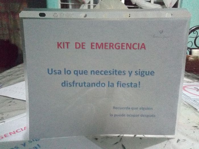 Kit d emergencia. y letreros 3