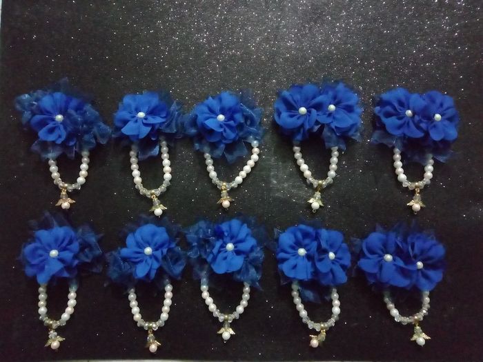 Corsage listos 👍 1