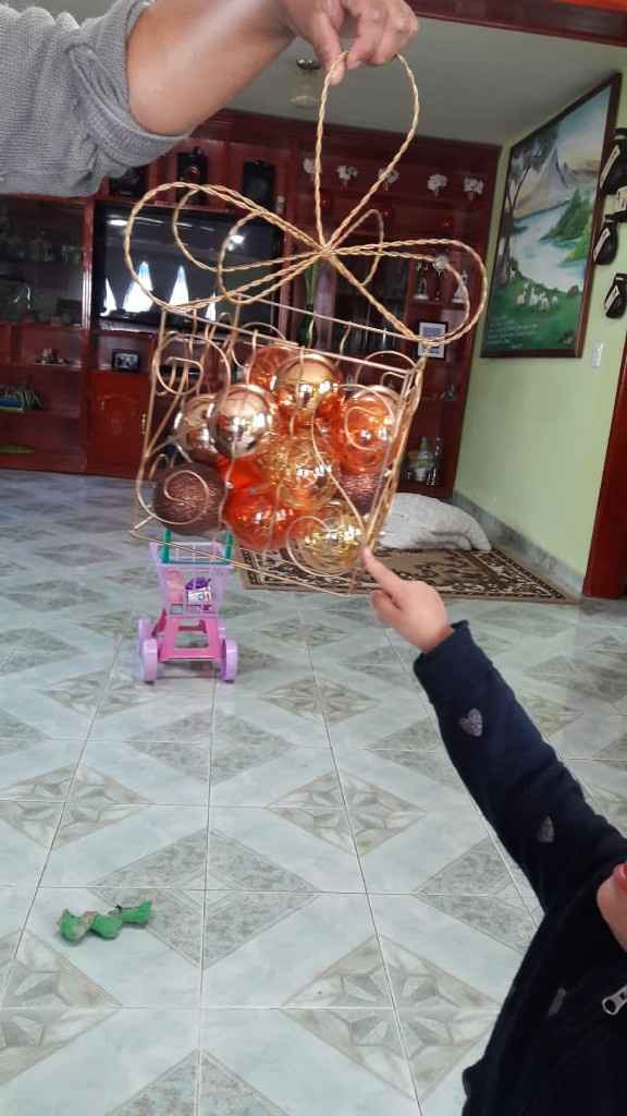 Nuestra Mantelería - 1