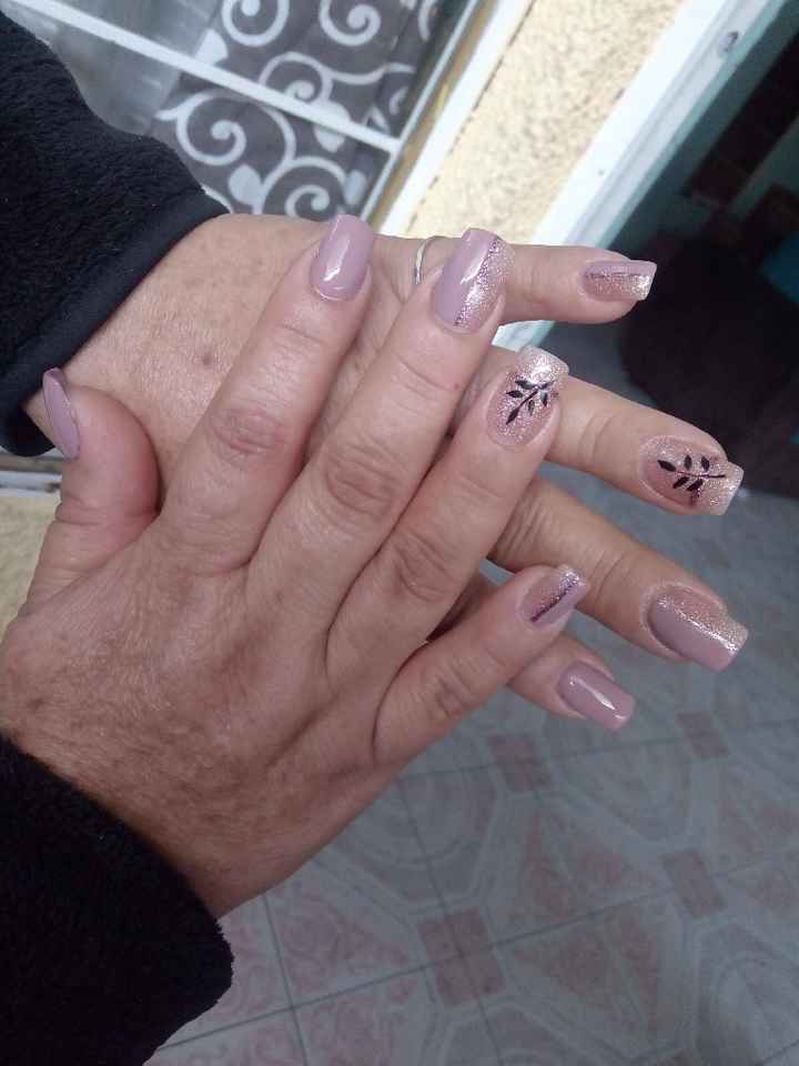 Mis uñas para el día b - 4