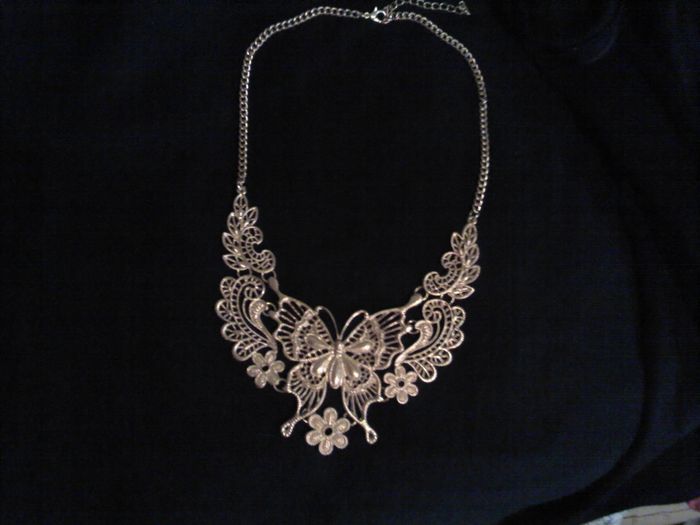 Collar