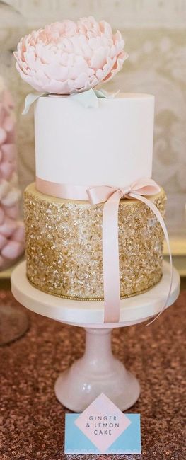 Peonia / Gold & Pink Cake 