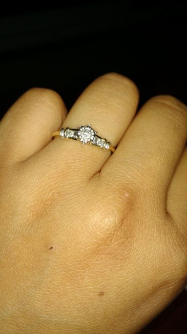 Catálogo de anillos de compromiso de Bodas.com - 1