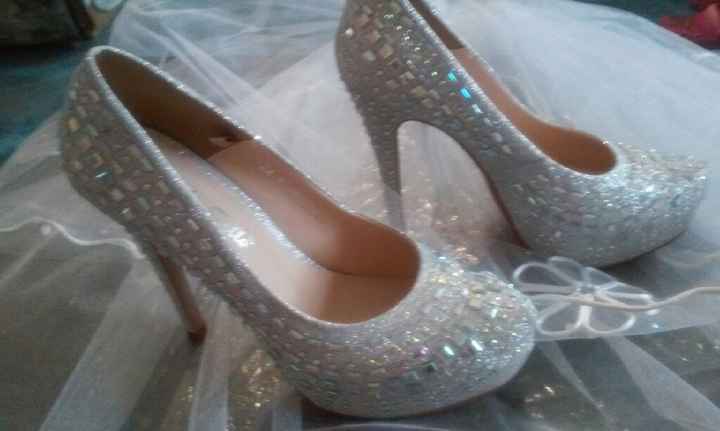 Mis zapatillas... - 1