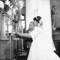 Entrega ramo a la virgen