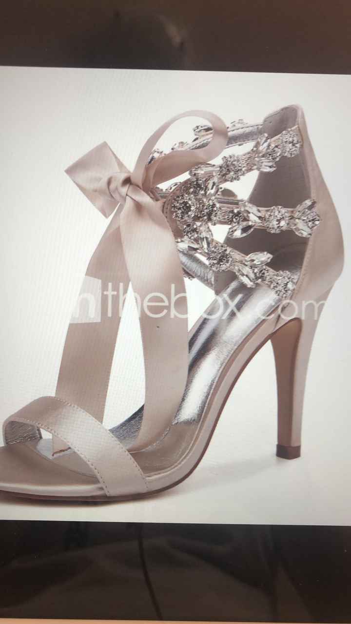 Te concedo un deseo: Zapatos - 1