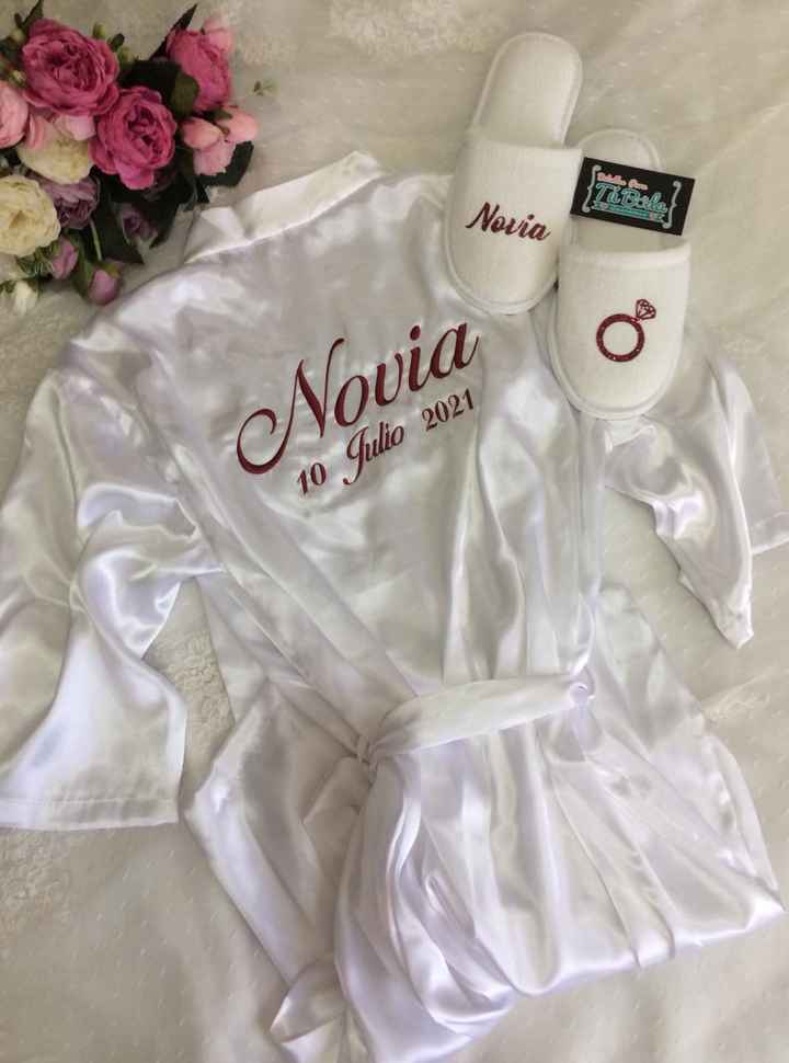 Bata para Sesión de Maquillaje