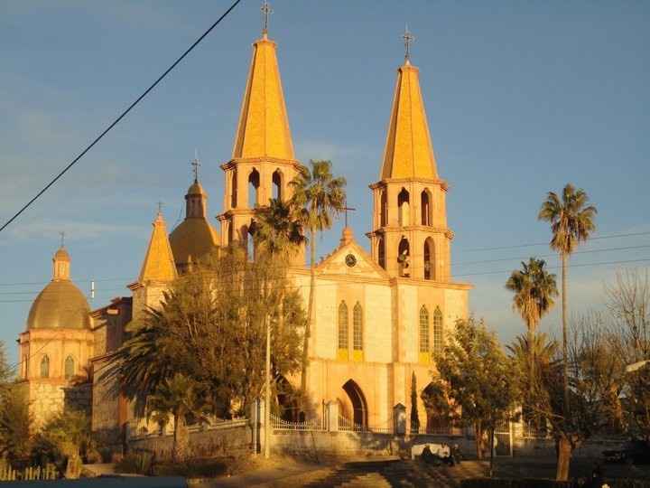 Parroquia por fuera