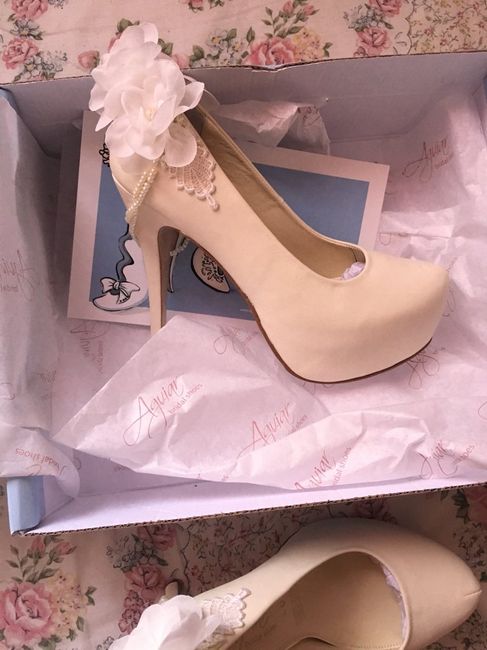 Encontre mis zapatos!!!! - 1