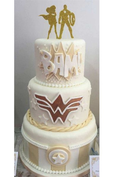 Pastel: Mujer Maravilla y Superman 🌟 6