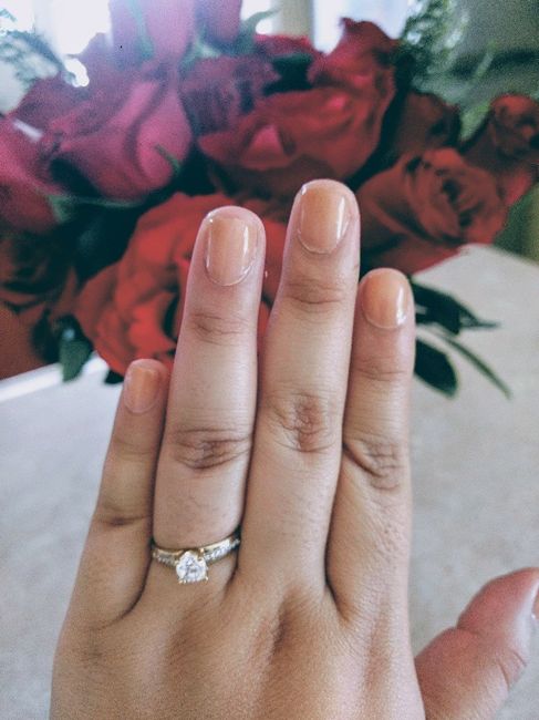 Comparte una foto de tu anillo de compromiso 22