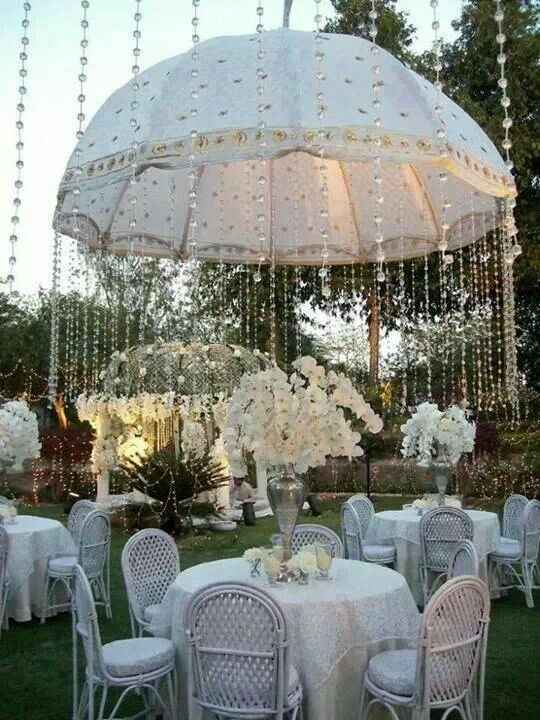 Decoración con sombrillas ☂️ - 14