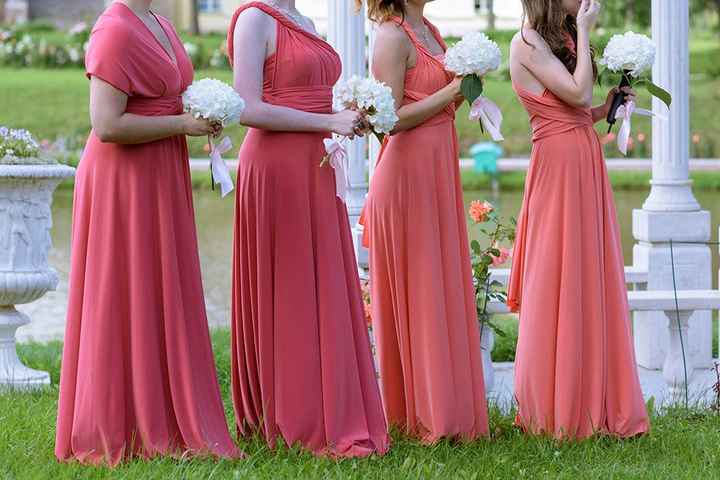 El atuendo de las damas. Hoy en día hay tantas opciones que puedes conseguir en Expo Tu Boda, que no