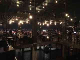 Por la parte de adentro