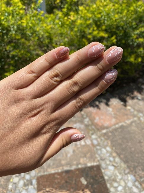 ¿Uñas postizas o naturales para el día de tu boda?💅 3