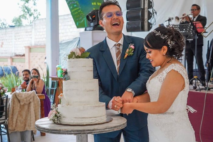 ¿Cómo se corta el pastel de boda? Te decimos los tips. 👇 12