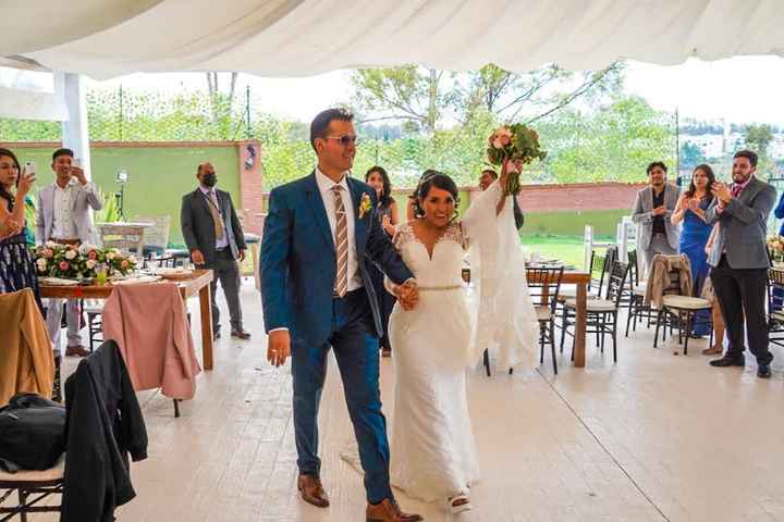 5 propuestas para entrar al lugar de la boda💪💪 - 2
