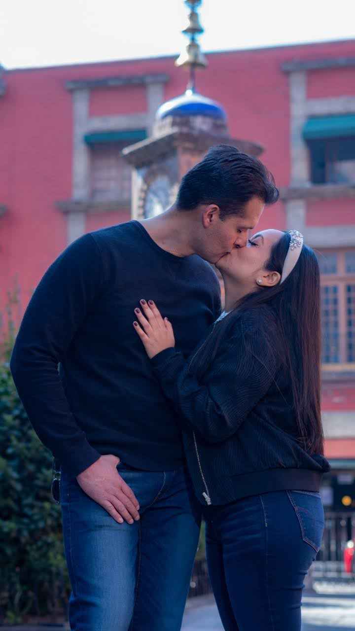 Vestirse igual para su sesión SAVE THE DATE 👰🤵 - 6