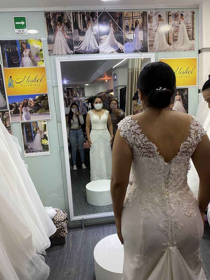 Vestidos con o sin corsé ¿Qué te gusta más? 👗 - 1