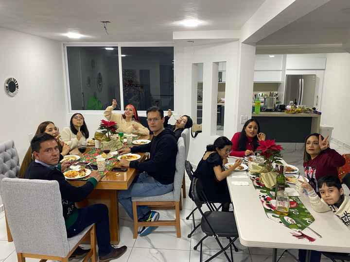 Nuestra primera Navidad como esposos - 1