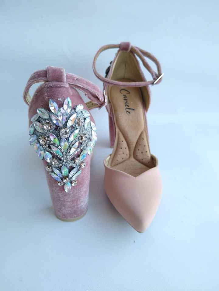 ¿Zapato de tacón ancho o de aguja? - 1