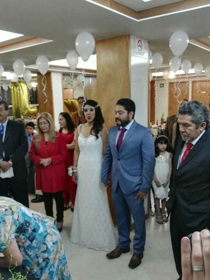 Sacando lengüita de nervios