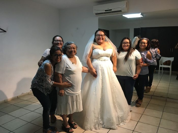 Con mis ayudantas ♥.♥