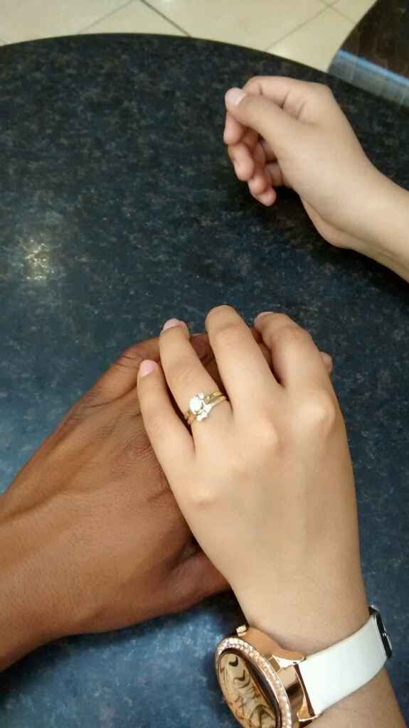 Nuestros hermosos anillos de compromiso !!! - 1