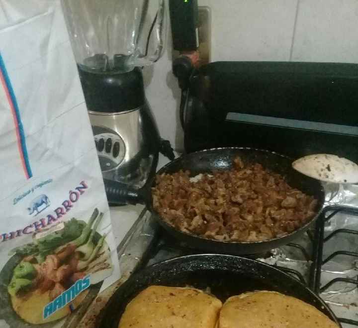 Mi platillo master chef🐖😎 Chicharron de la Ramos en salsa Verde - 1