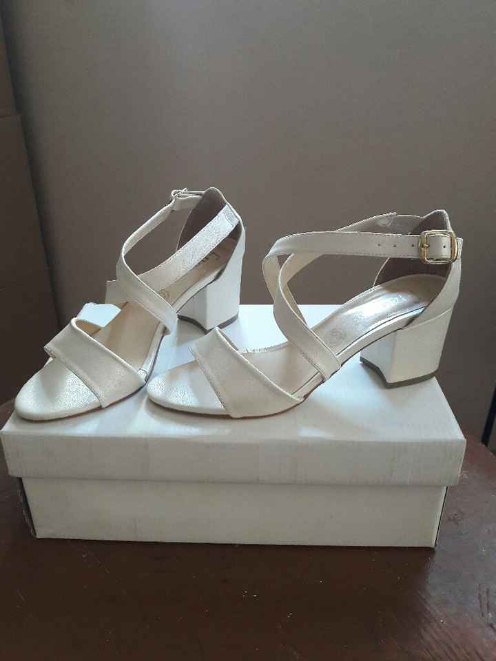 Mis zapatillas y tenis para el gran día! - 1