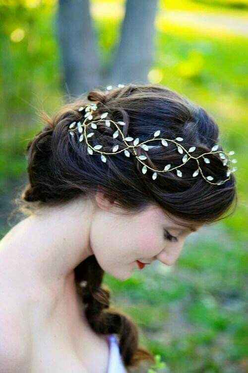 Qué opinan de estas tiaras? las usarían? - 1